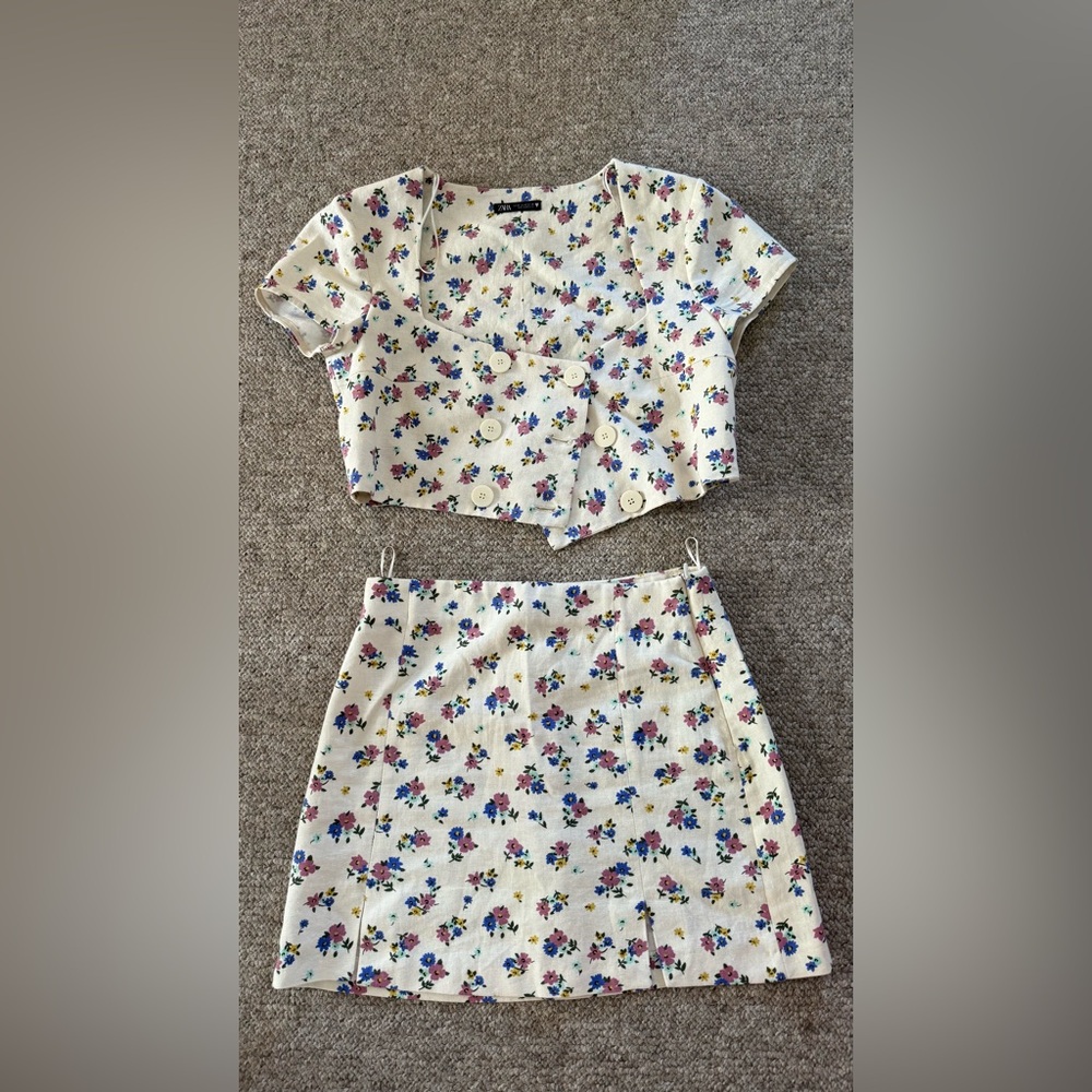 Zara Cream Set with Floral Print